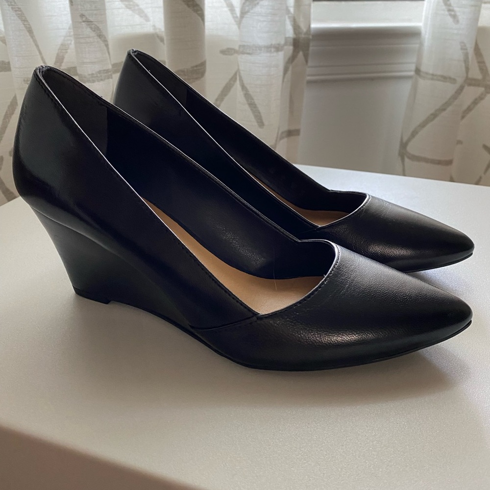 Franco Sarto Black Wedge Pumps